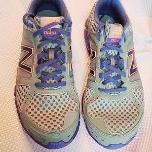 New Balance 750v1 Running shoes size 9.5M